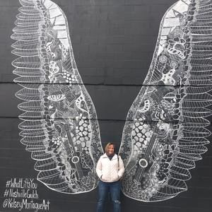 Meet your Posher, Suzanne